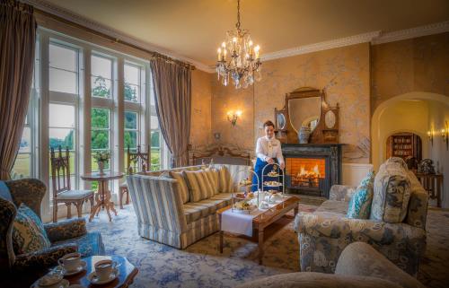 Bar/lounge, Lough Rynn Castle in Mohill