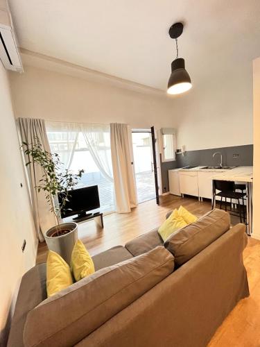 InalpiArena LOFT independent - private parking