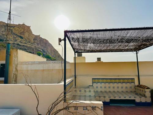 Alicante City Centre, Old Town, Steps from Postiguet Beach