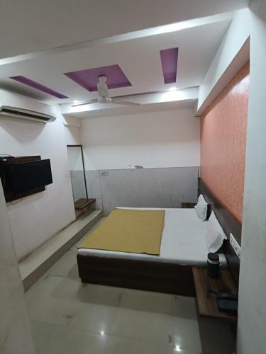 Hotel Apex in Mehsana