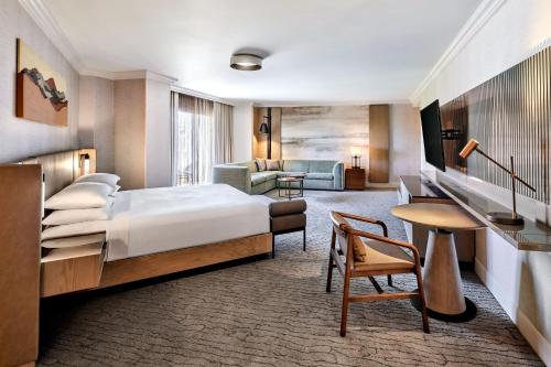 JW Marriott Phoenix Desert Ridge Resort & Spa in Desert View Village