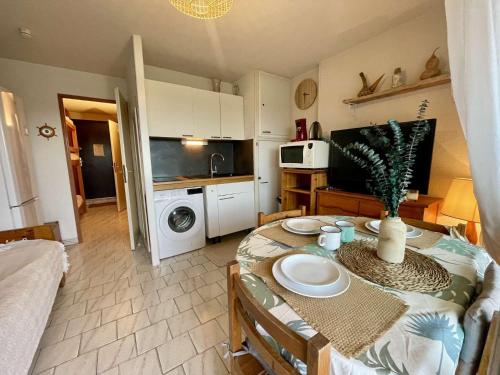 sc270-087 Appartement 3 pièces piscine ST CYPRIEN PLAGE