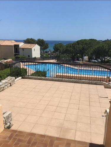 Face a la Mer Appt climatisé 2 piscine parking privé