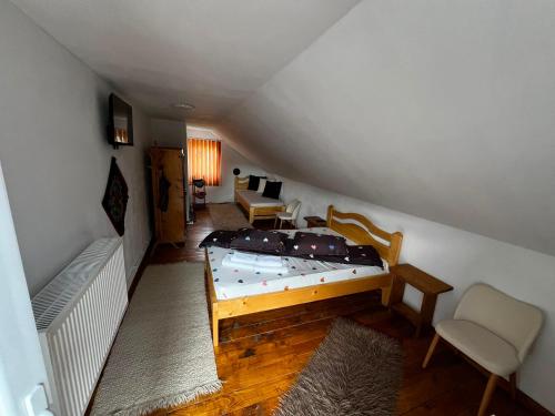 Casa Adela LaculRosu Bicaz in Telec