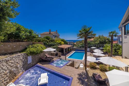 Villa Palma Krk Penthouse apartment with sea view and private jacuzzi