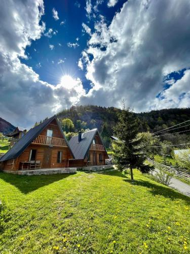 Bujtina n'kullë (Bujtina n'kulle) in โบเก