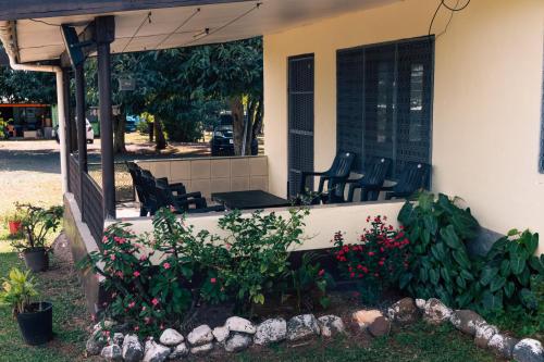 . Tovuka House Scuba too