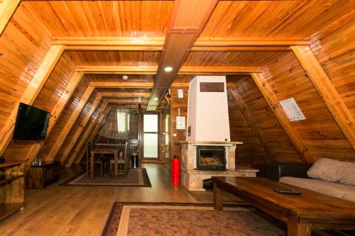 Romantica Forest Holiday Village - image 14