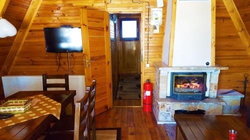 Romantica Forest Holiday Village - image 6