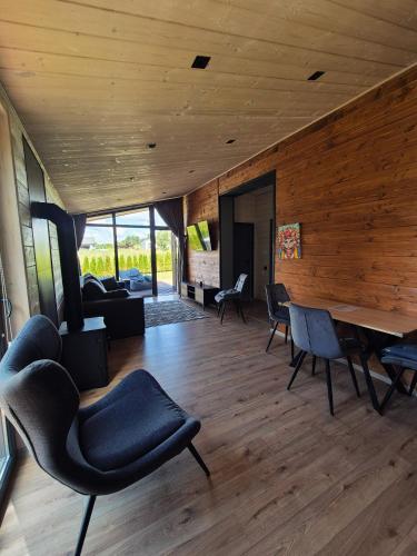 Balkons/terase, SHKLO Lake&SPA in Shklo