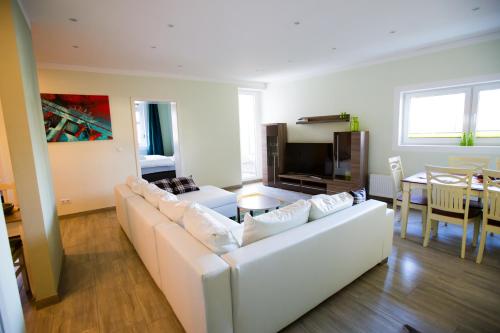 Wassersport-Appartements am Stößensee - image 6