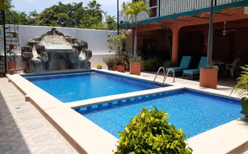 Balkons/terase, "Le Petit Oasis" Pool, AC and Beach 1 minute away in Penita de Jaltemba