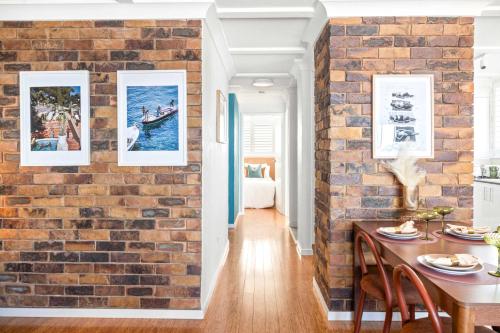 Retro Coastal Retreat with Pool and Kings Beach Views - image 5