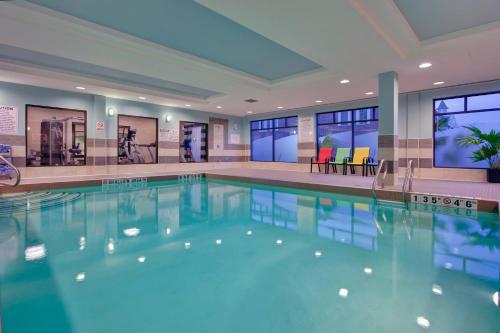 Πισίνα, Holiday Inn Express & Suites Ottawa West – Nepean by IHG in Οττάβα (Οντάριο)
