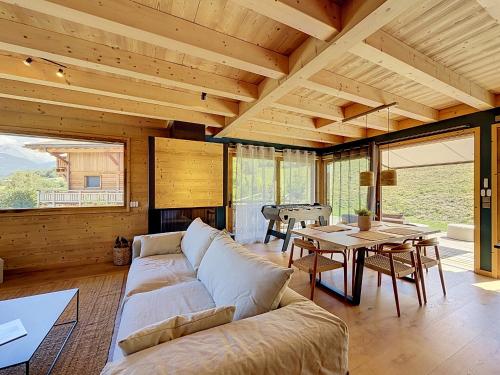 Chalet lumineux vue Mont-Blanc - 8 pers. - FR-1-560-176 - Location, gîte - Combloux
