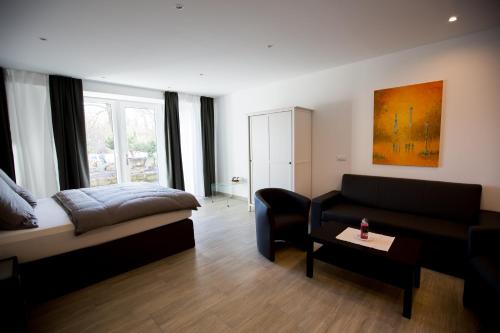 Wassersport-Appartements am Stößensee - image 7