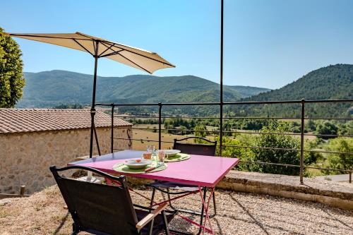 Viesnīcas āriene, Ventoux - Le Rouge et le Noir in Reilhanette