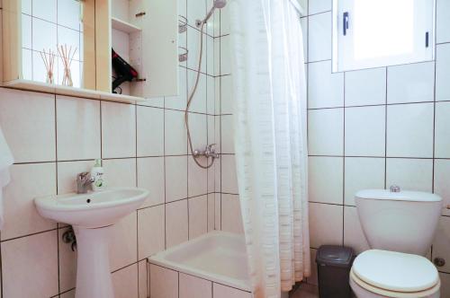 Guest House Heart of Budva - image 3