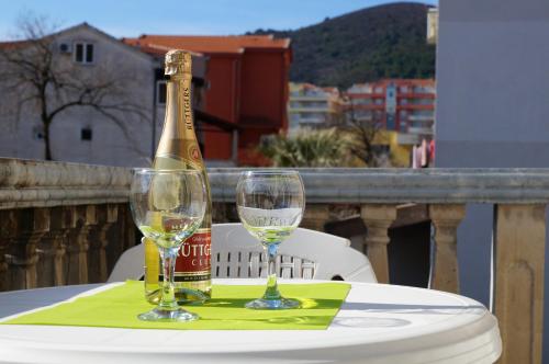Guest House Heart of Budva - image 5