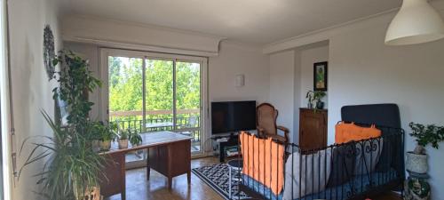 Bright 70m 2-bedrooms apartment Heart of Anglet Ideal for families