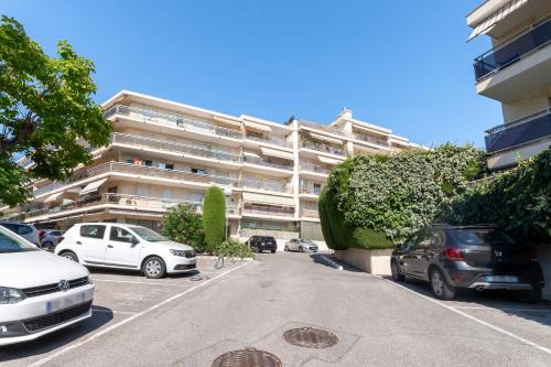Appartement Les Heures Claires avec Terrasse - Welkeys - image 3