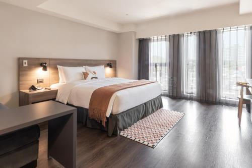 捷絲旅高雄中正館 (Just Sleep Kaohsiung Zhongzheng Hotel) in 苓雅區