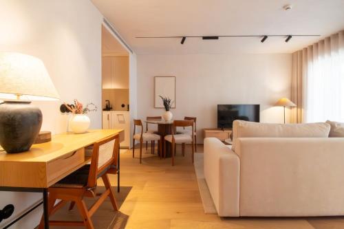 Verde Almada Downtown Metro Luxury Stay - image 3