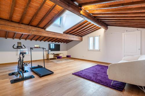 Luxury x12, 100m Duomo, AC, WiFi, Zona Fitness e Lavanderia