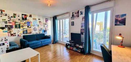Studio lumineux avec terrasse et parking - Accès rapide Porte de Versailles - Location saisonnière - Issy-les-Moulineaux