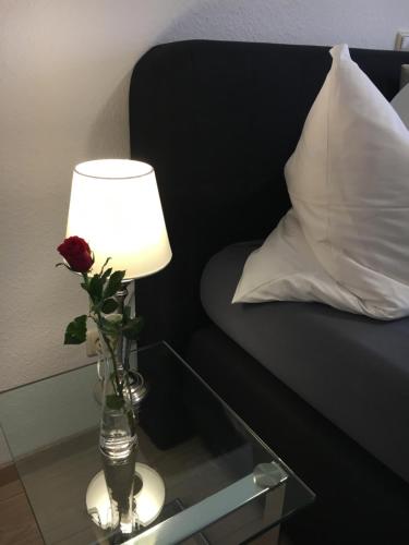 Ferienwohnung In Erfurt mit 2 Schlafzimmern, Wohnzimmer, Balkon, Parkplatz - Erdgeschoss in Erfurt, Deutschland