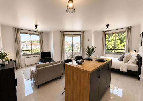 Studio en plein centre avec terrasse