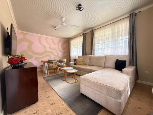 MILIMANI DRIVE LIVINGs in Kisumu