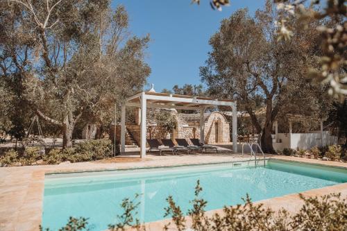 Trullo Serenità Charming Trullo with Private Pool in Apulië