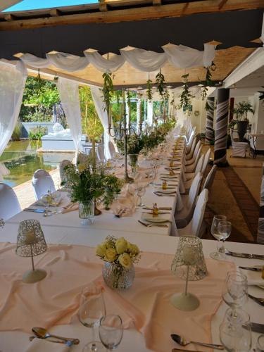 Exterior view, Riebeek Valley Hotel in Riebeek-Wes