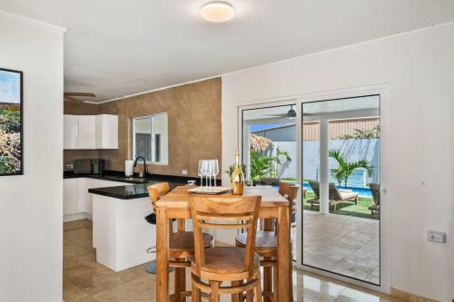 5BR Aruba Villa with Private Pool Near Eagle Beach - image 5