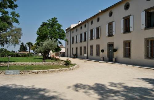 Logis Hôtel Château De Palaja