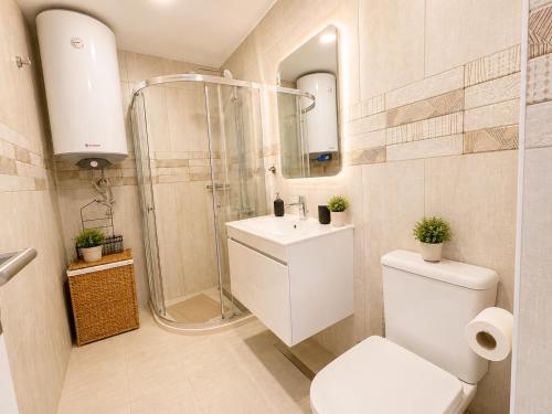 2 bedrooms, 4 beds