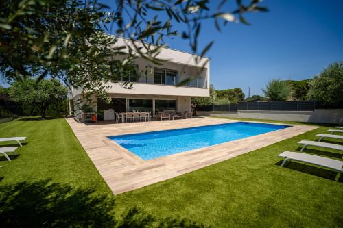 Modern Villa Olivera with Private Pool