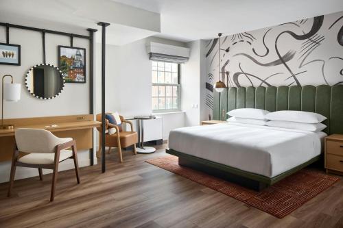 1 king bed, 1 sofa bed