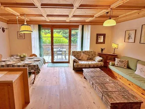 CLARA Garden Apartment with Mountain View in Bad Kleinkirchheim, Österreich