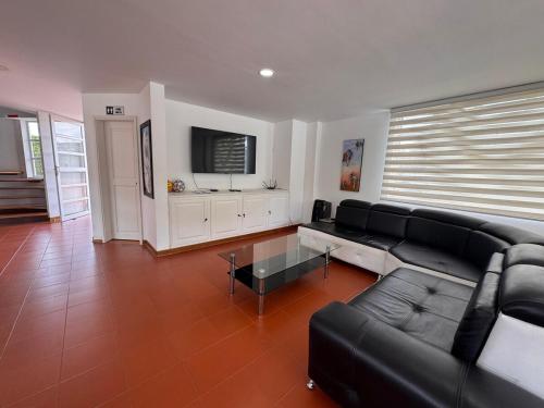 Casa Ideal para Eventos y Grupos - Futbol y Voley in Cerritos