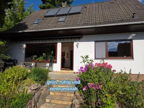 4 Sterne Souterrain Apartment Alt-Mariendorf photo 2