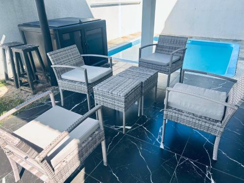 Modern 3BR Villa with Pool and 3 Min to Beach in Pointe aux Cannoniers
