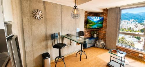 Luxury Laureles-LA 70-Medellin Stunner - image 3