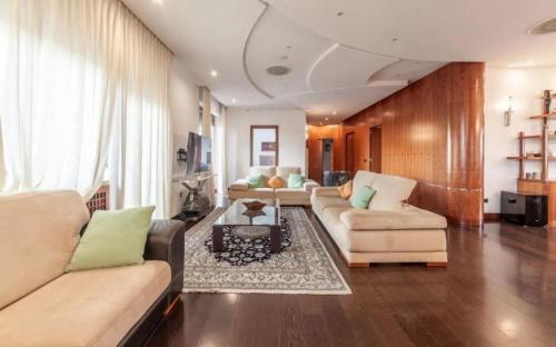 Appartamento con terrazza e sauna a Monteverde, Roma, Italia