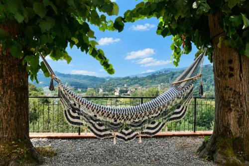 Villa Mia Lucca - Modern Comfort in the Tuscan Hills