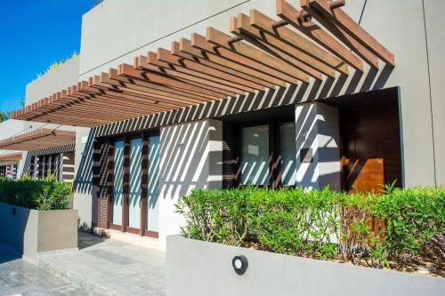 Mullen House at Paraíso Marina!!