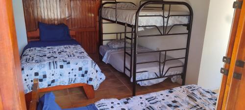 Las cabinas del sueño (Las cabinas del sueno) in Nikoja
