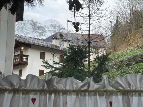 Casa Maè (Casa Mae) in Zoldo Alto