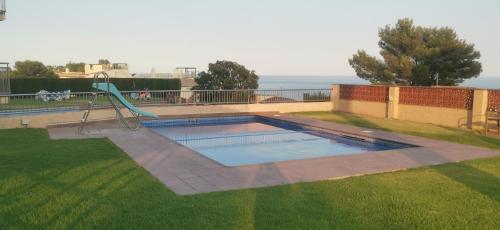 Apartamento con piscina